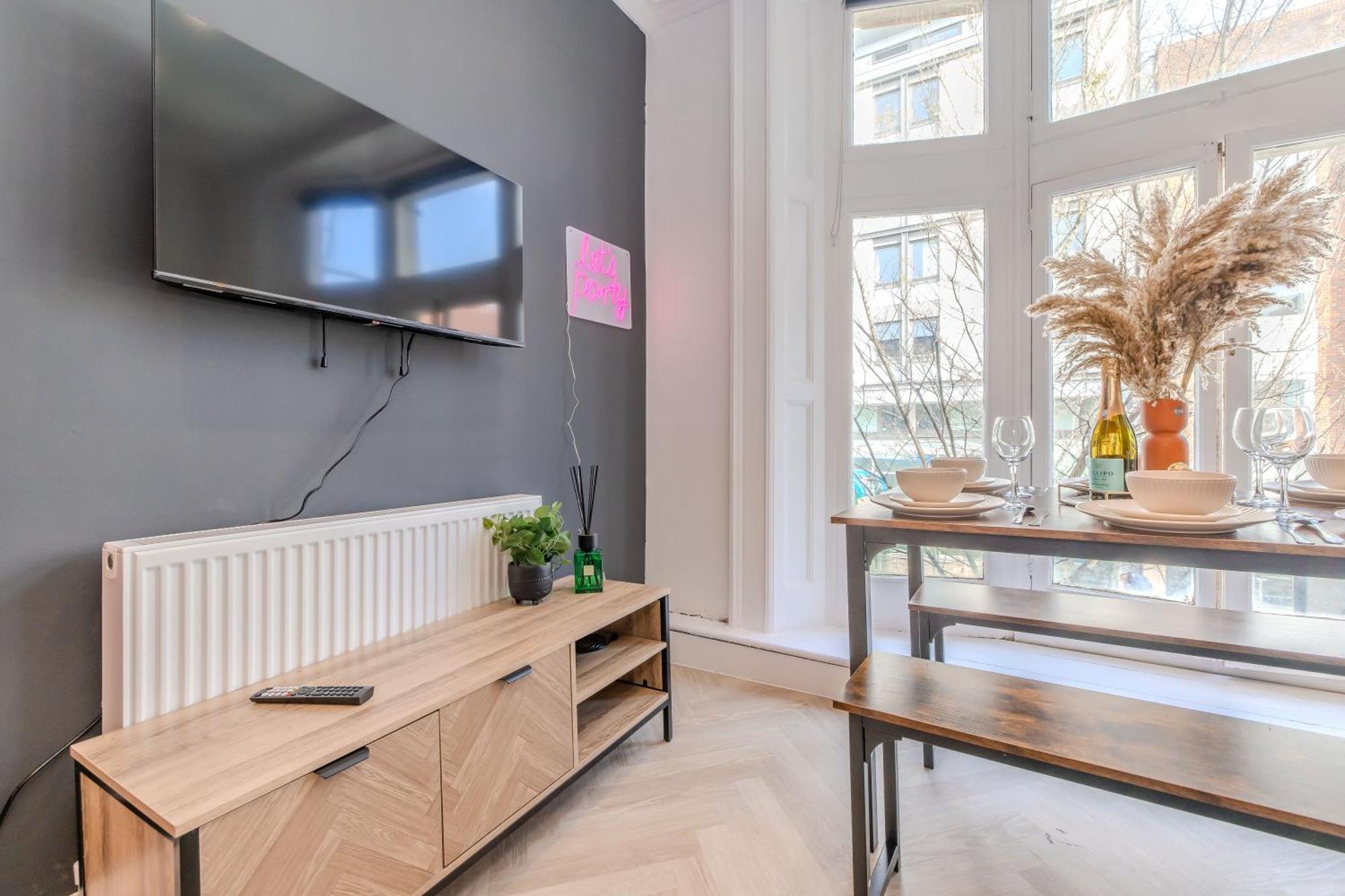 2 Bedroom Flat Next To Brighton Station & Beach I Sleep 8 Guests Eksteriør bilde